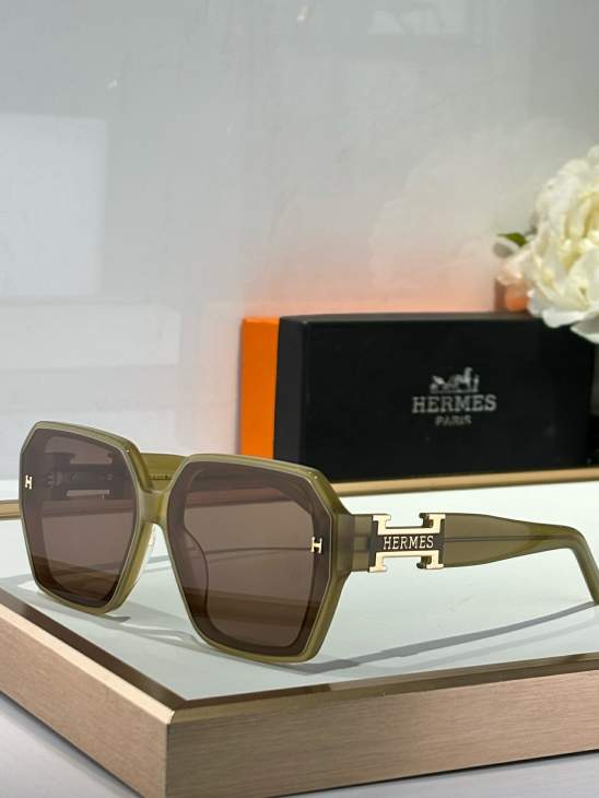 Picture of Hermes Sunglasses _SKUfw74836143fw